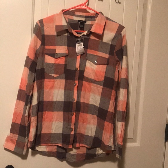 Rue21 Tops - 🌸 Long Sleeve Peach/Gray Flannel Shirt - Rue21